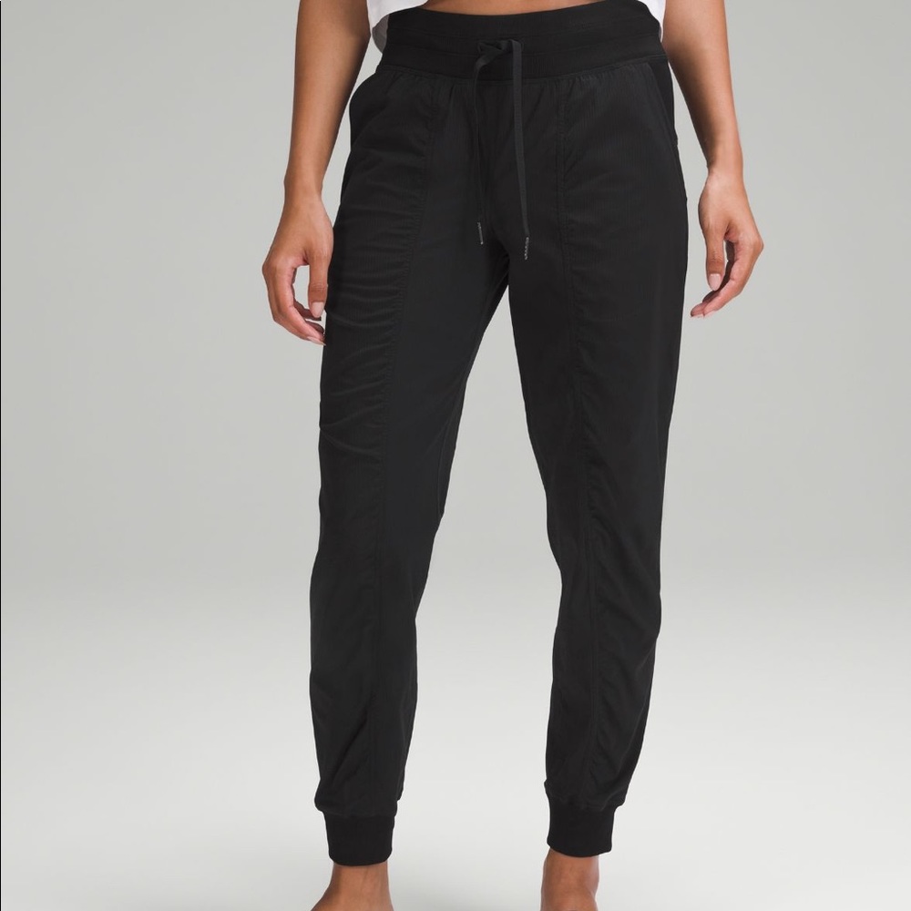 Lululemon black studio joggers
